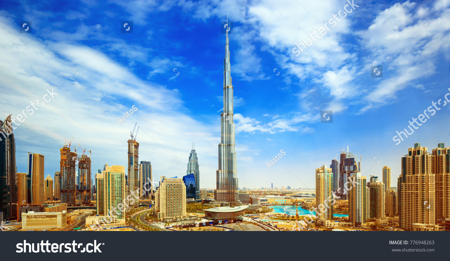 Exploring the Modern Wonders of Dubai’s Skyline