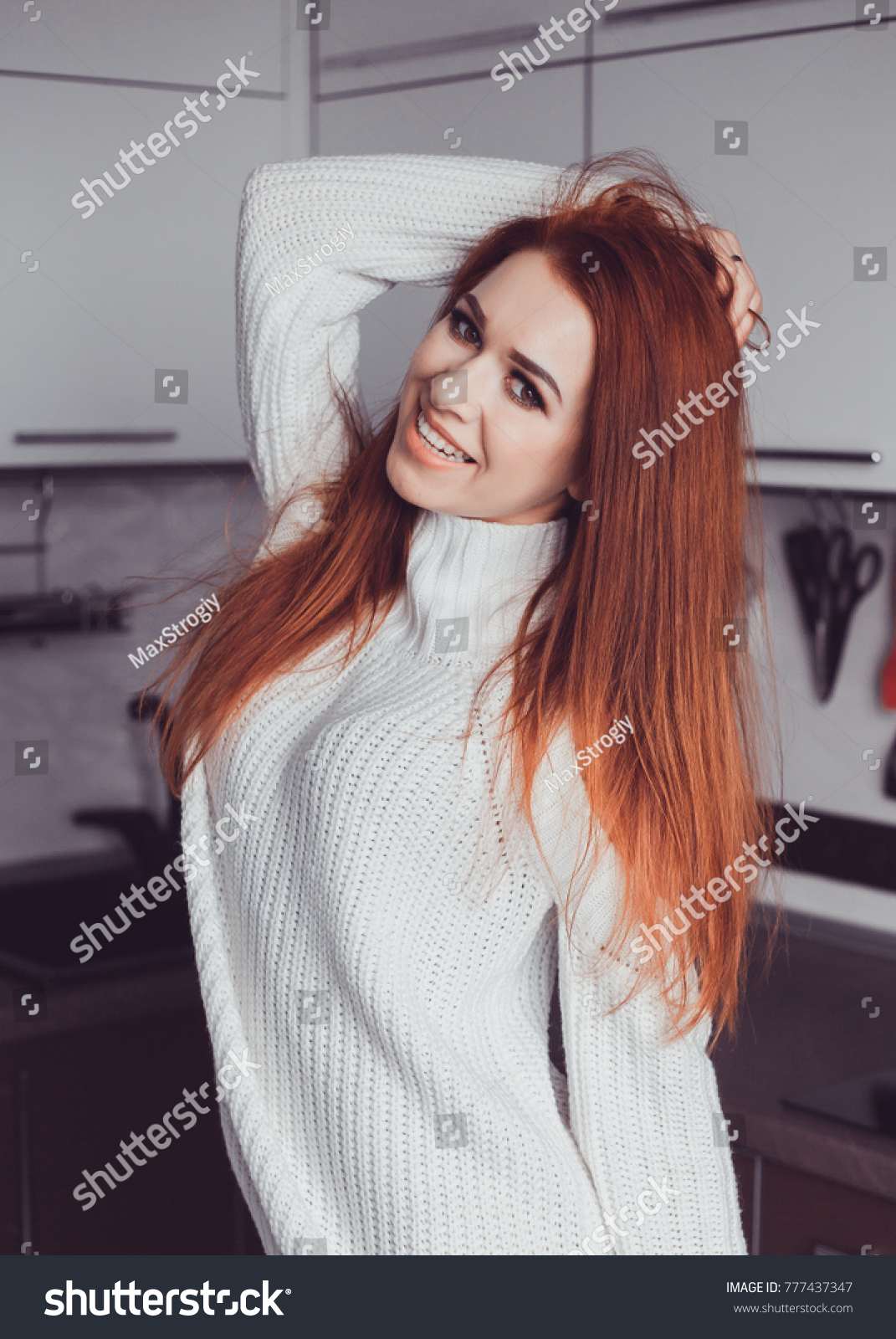 Sexy Redhead Teen Girls