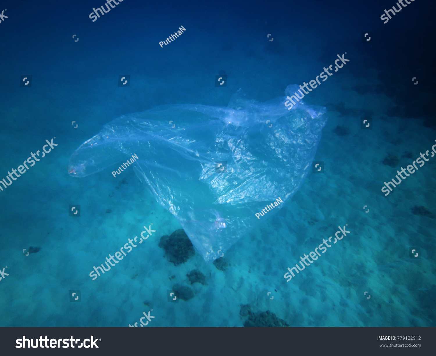 Plastic Bags Ocean Look Like Jellyfish Stock Photo 779122912 Shutterstock