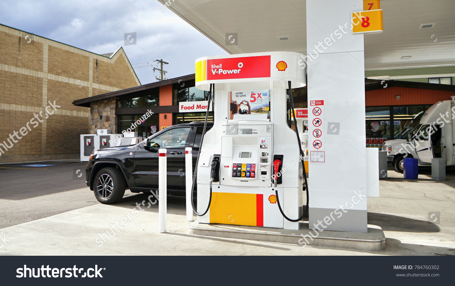 3,524 Shell Fuel Pump Images, Stock Photos & Vectors | Shutterstock