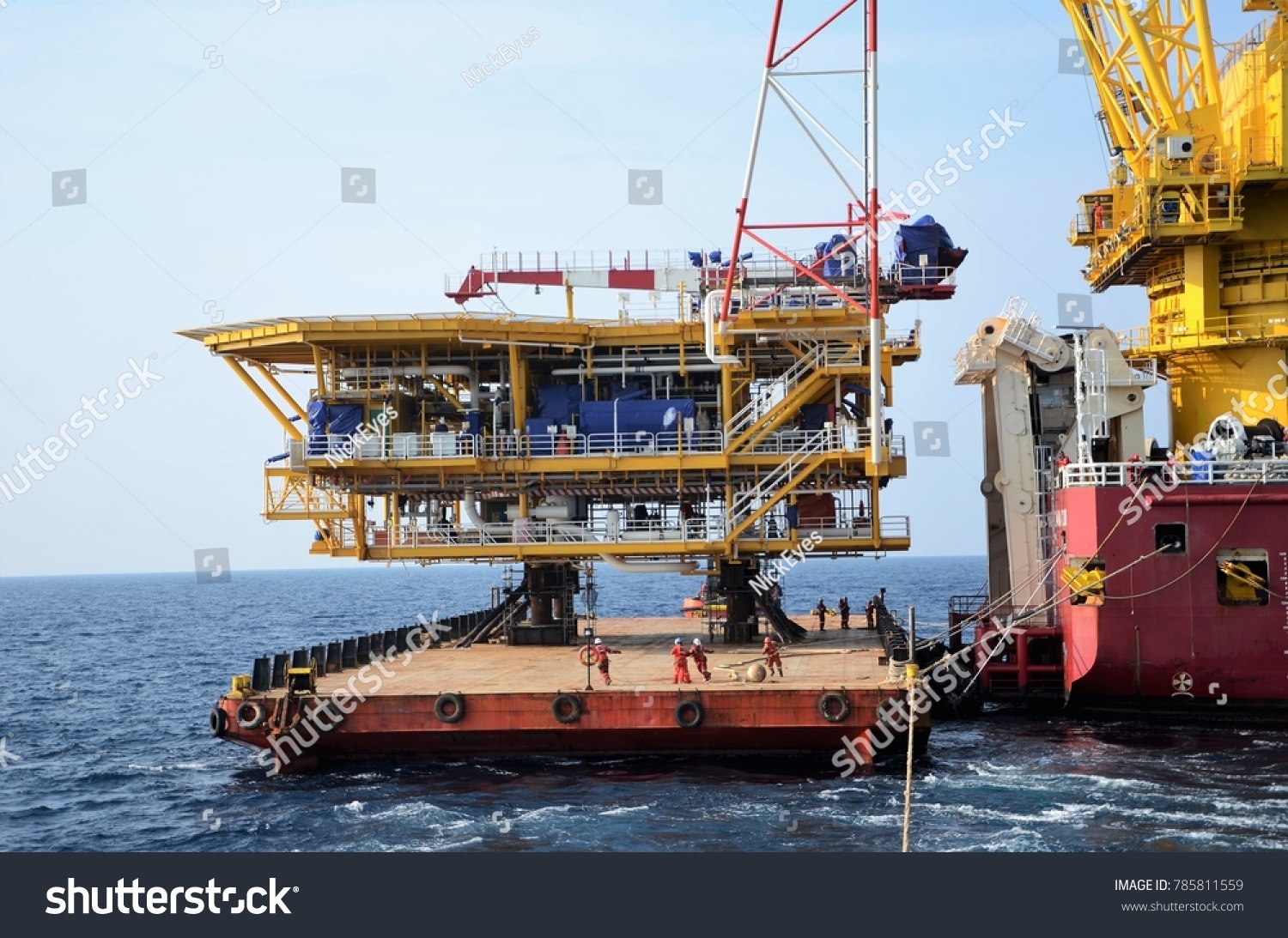 Marine Crews Working On Mooring Platform Stock Photo 785811559 ...