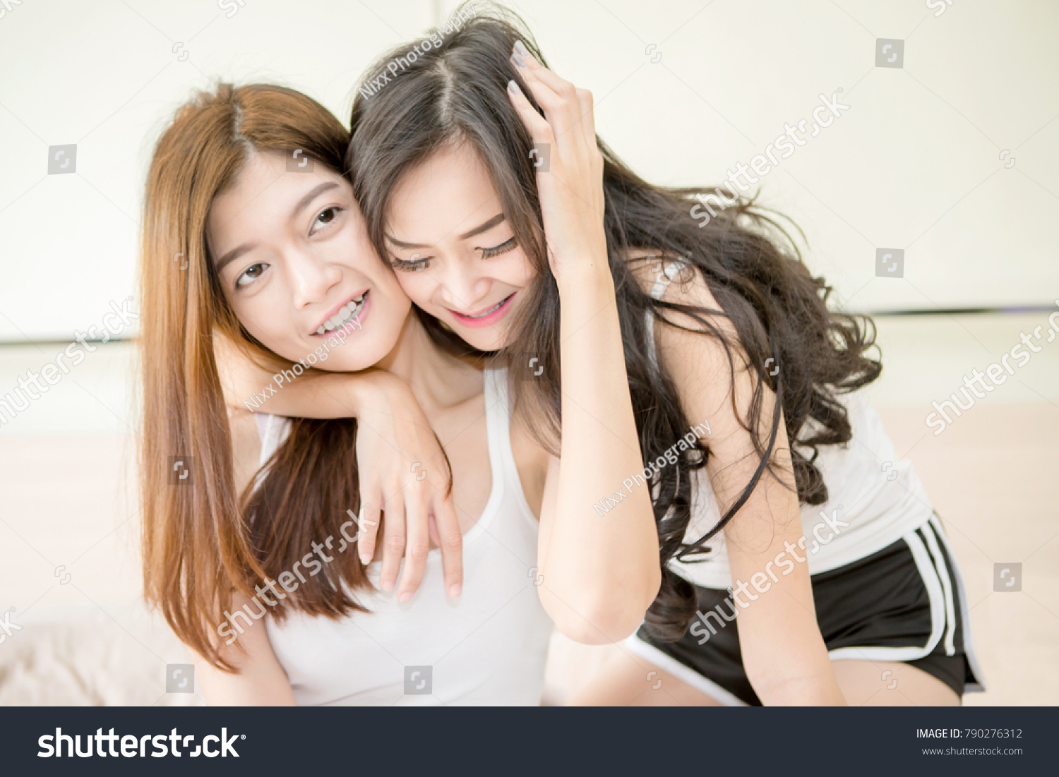 Asian Lesbain Girls