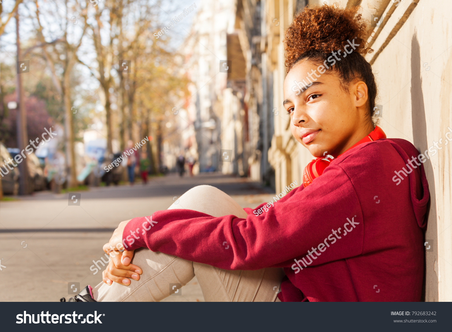 African Preteen Girl Sitting Alone Sidewalk Foto Stok 792683242 Shutterstock