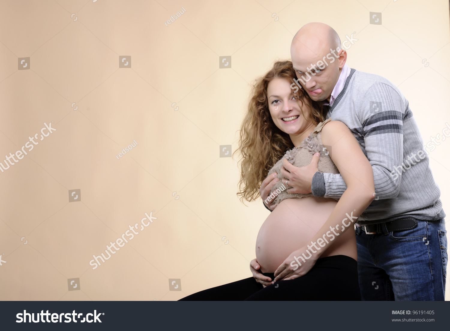 creative pregnancy photography couples