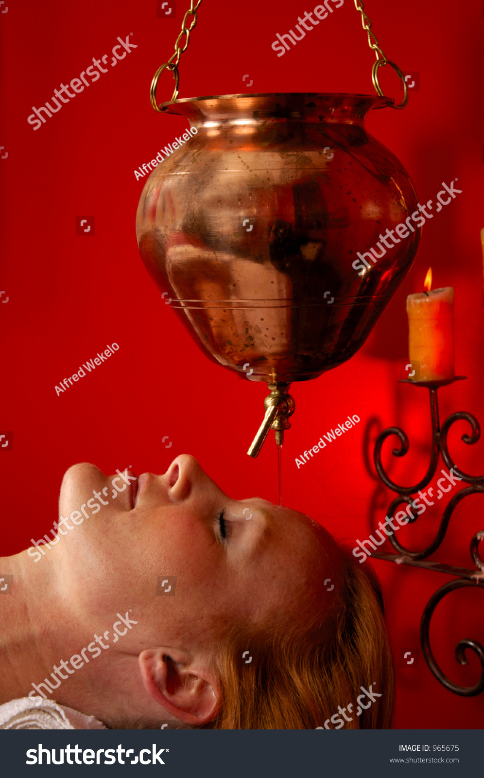 Shirodhara Ancient Indian Herbal Oil Treatment Stock Photo 965675 ...