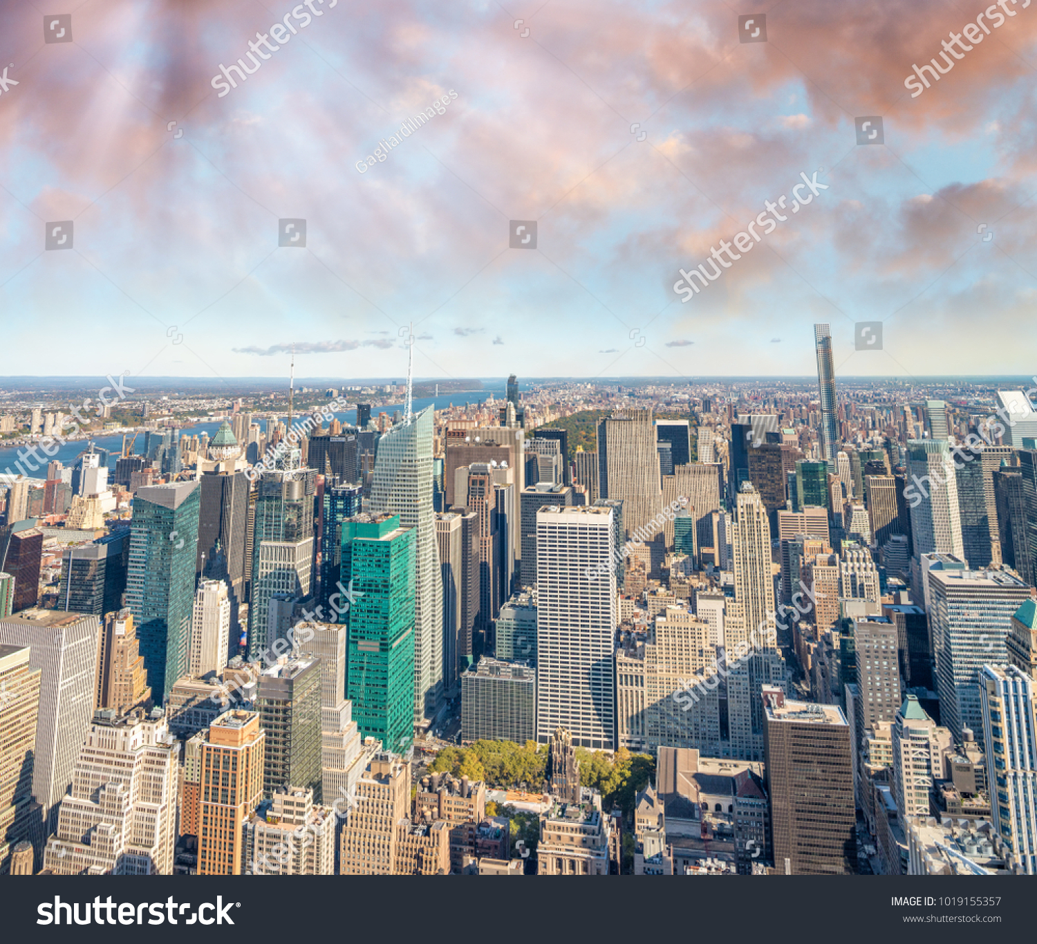 New York City - Manhattan skyline at dusk. #1019155357