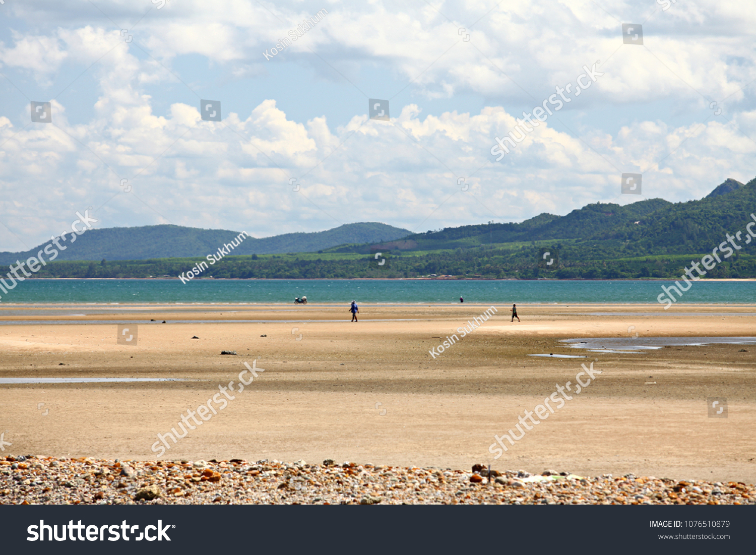 Long sandy beach at Chumphon, There is called Bo Mao Bay or Ao Bo Mao Bay Chumphon, Thailand #1076510879
