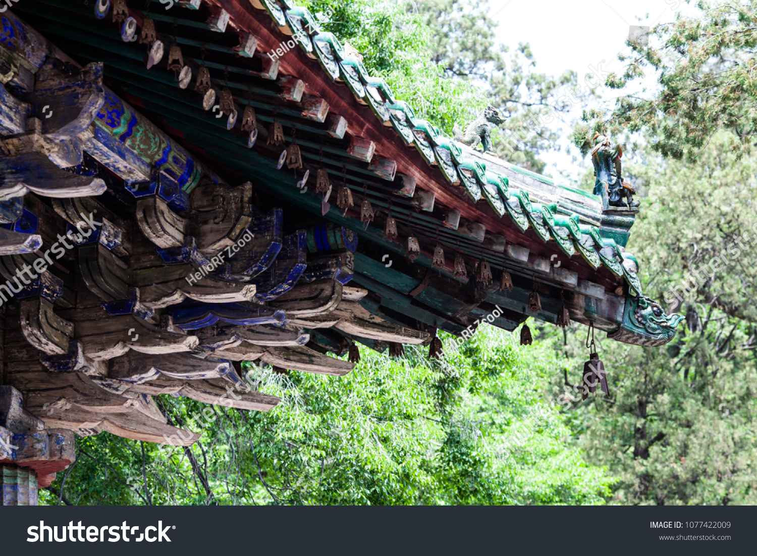 The brackets of the main hall of Lingyan Temple in Taishan, Jinan, Shandong, China #1077422009