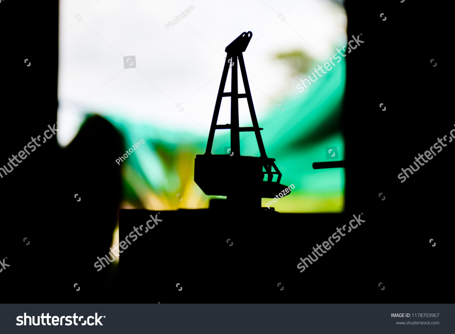 Silhouette of Platforms oil and gas model. #1178703967