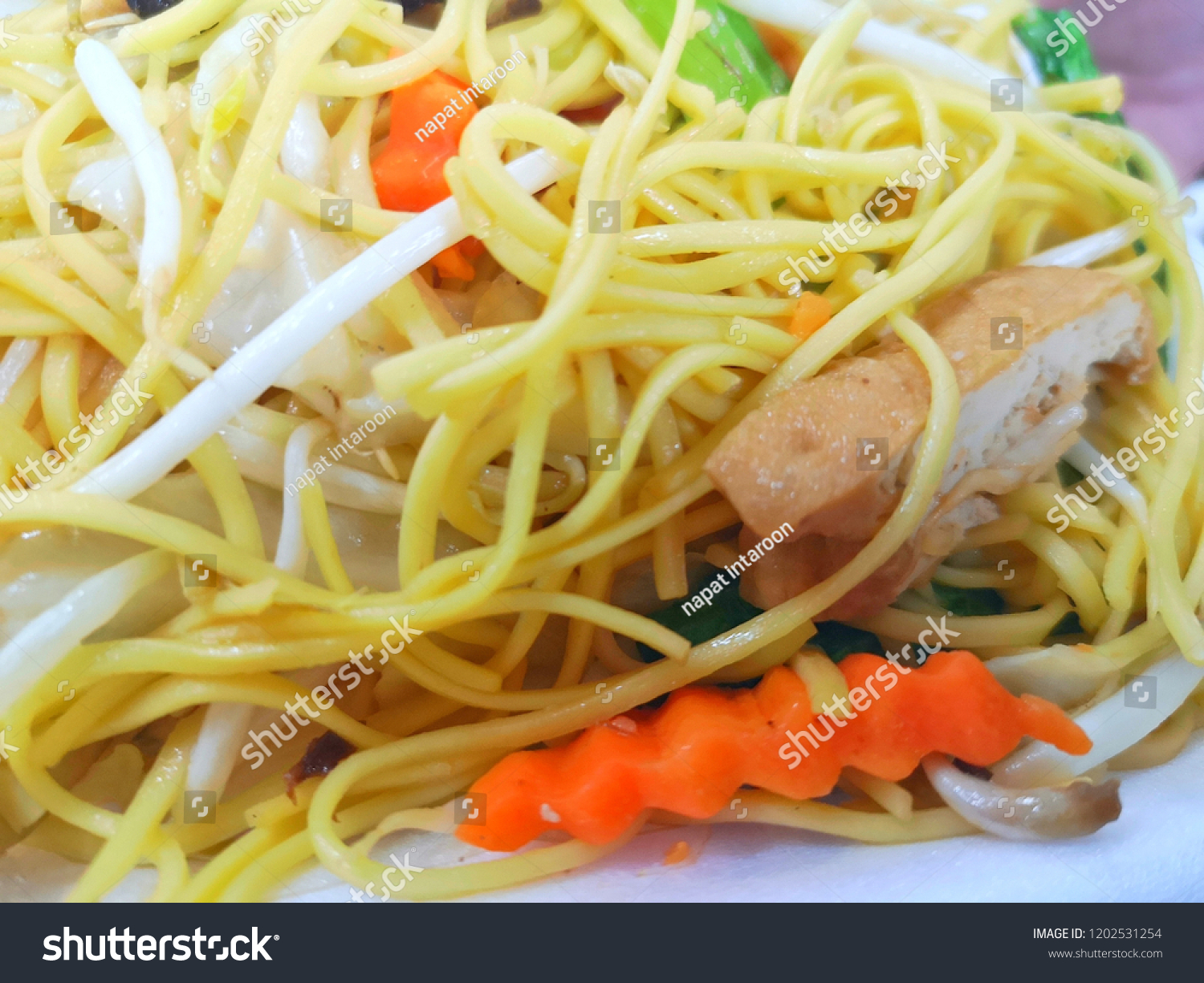 Stir fried rice noodles vegetarian for Vegetarian Festival #1202531254