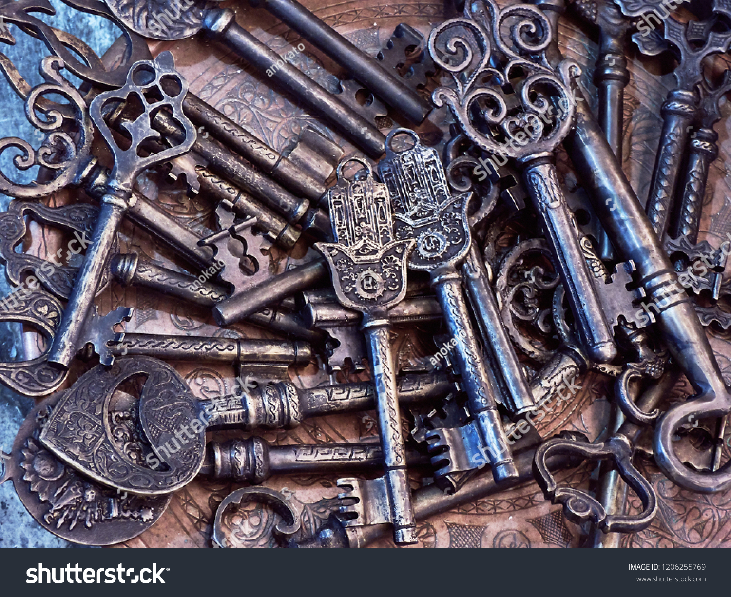 Close Up Of Assorted Antique Vintage Large Oriental Skeleton Keys On Display In An Antiques Street Market In Istanbul. #1206255769