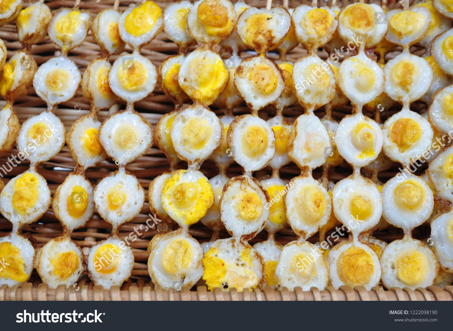 Quail eggs are a very nutritious food. #1222098190