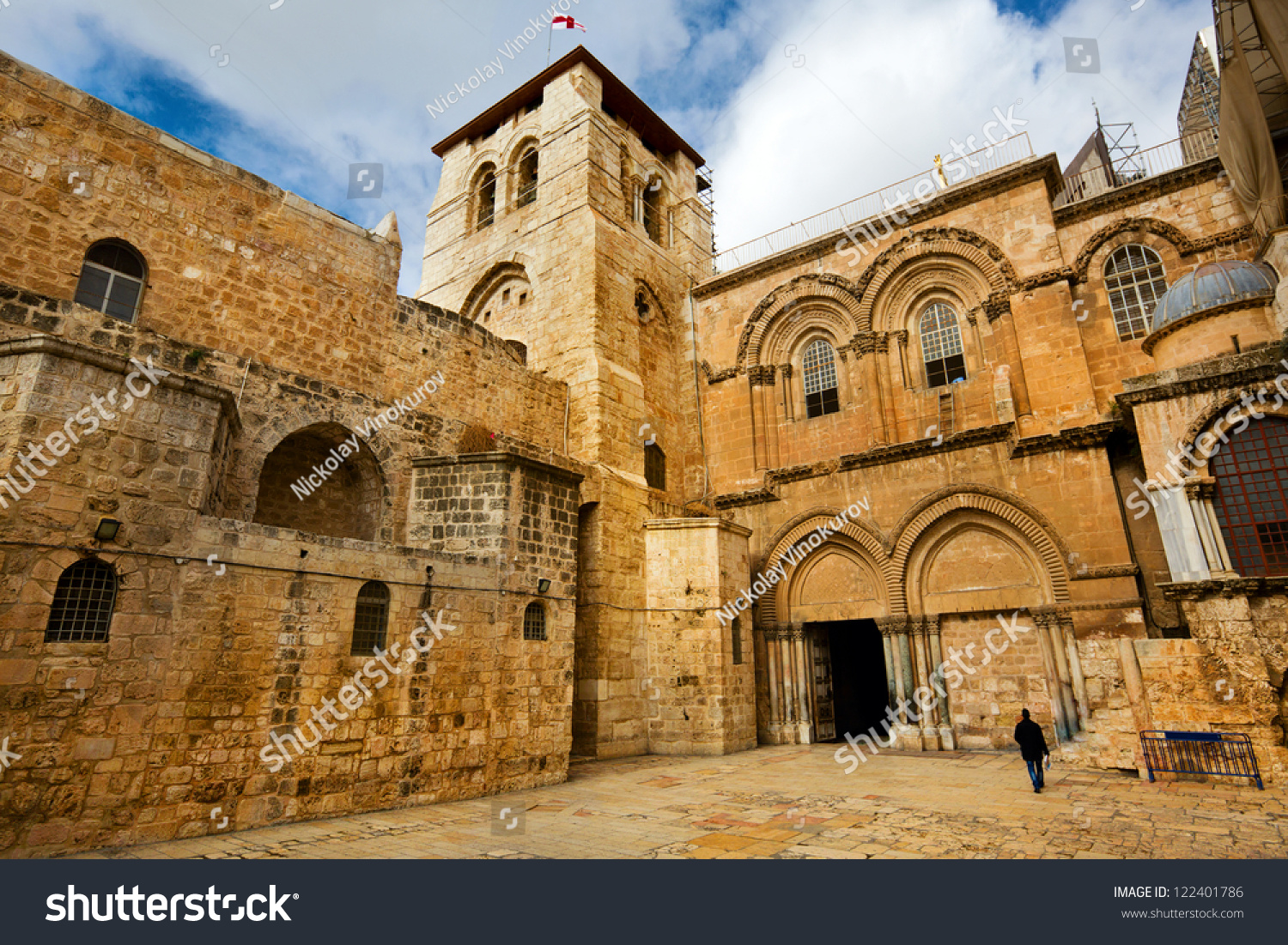 Vew on main entrance in at the Church of the Holy Sepulchre in Old City of Jerusalem #122401786