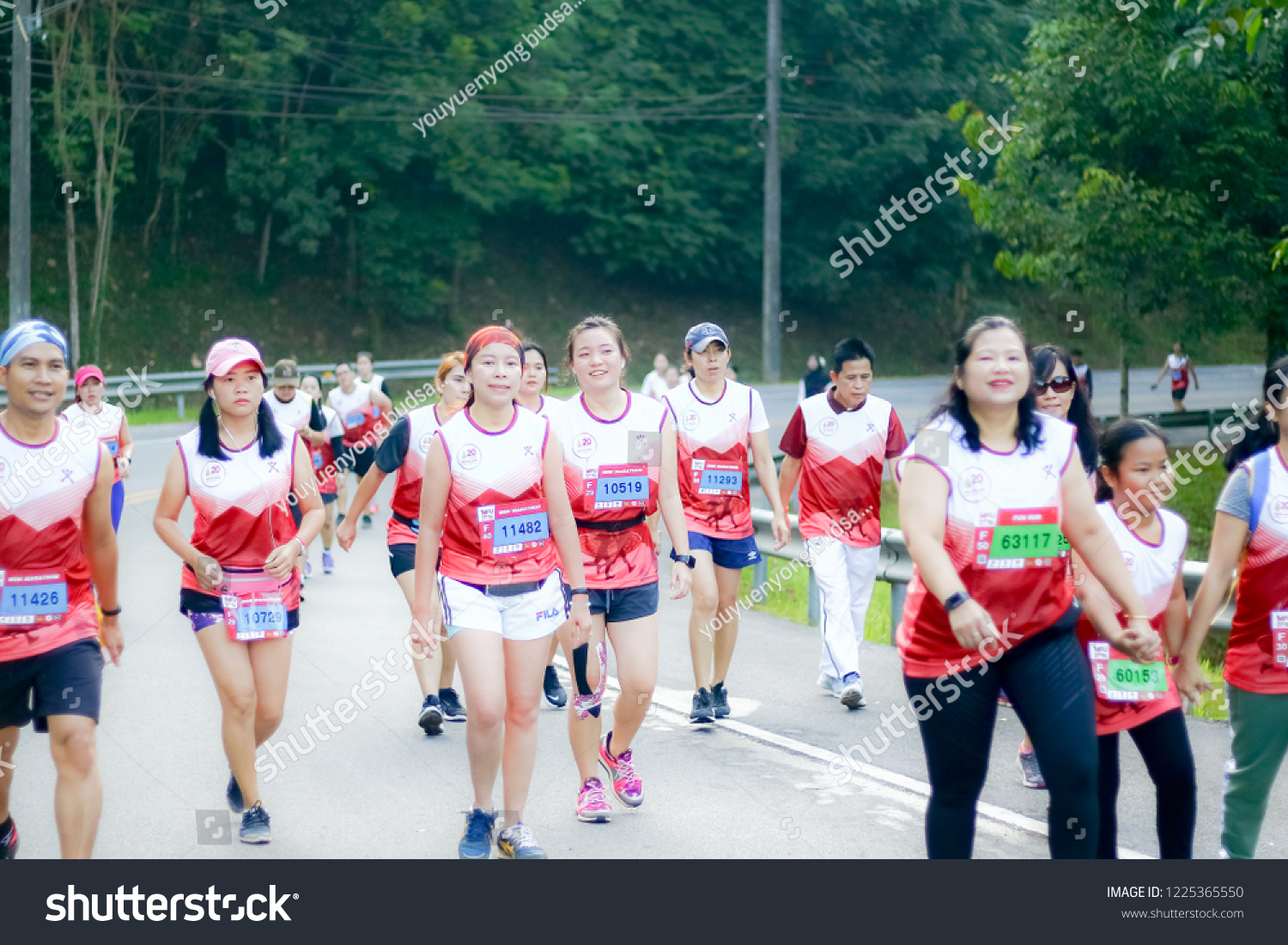Chiang Rai THAILAND-９:29:2018: MFU RUN 2018 in Mae Fah Luang University Chiang Rai Thailand.People. Running at city streets. #1225365550