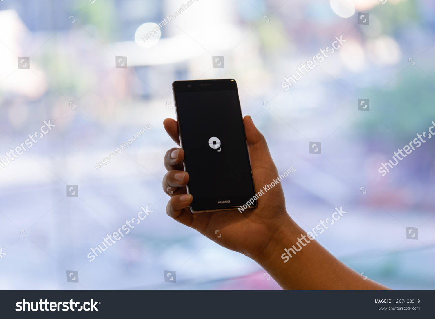 CHIANG MAI, THAILAND - Oct. 28,2018: Man holding - Royalty Free 