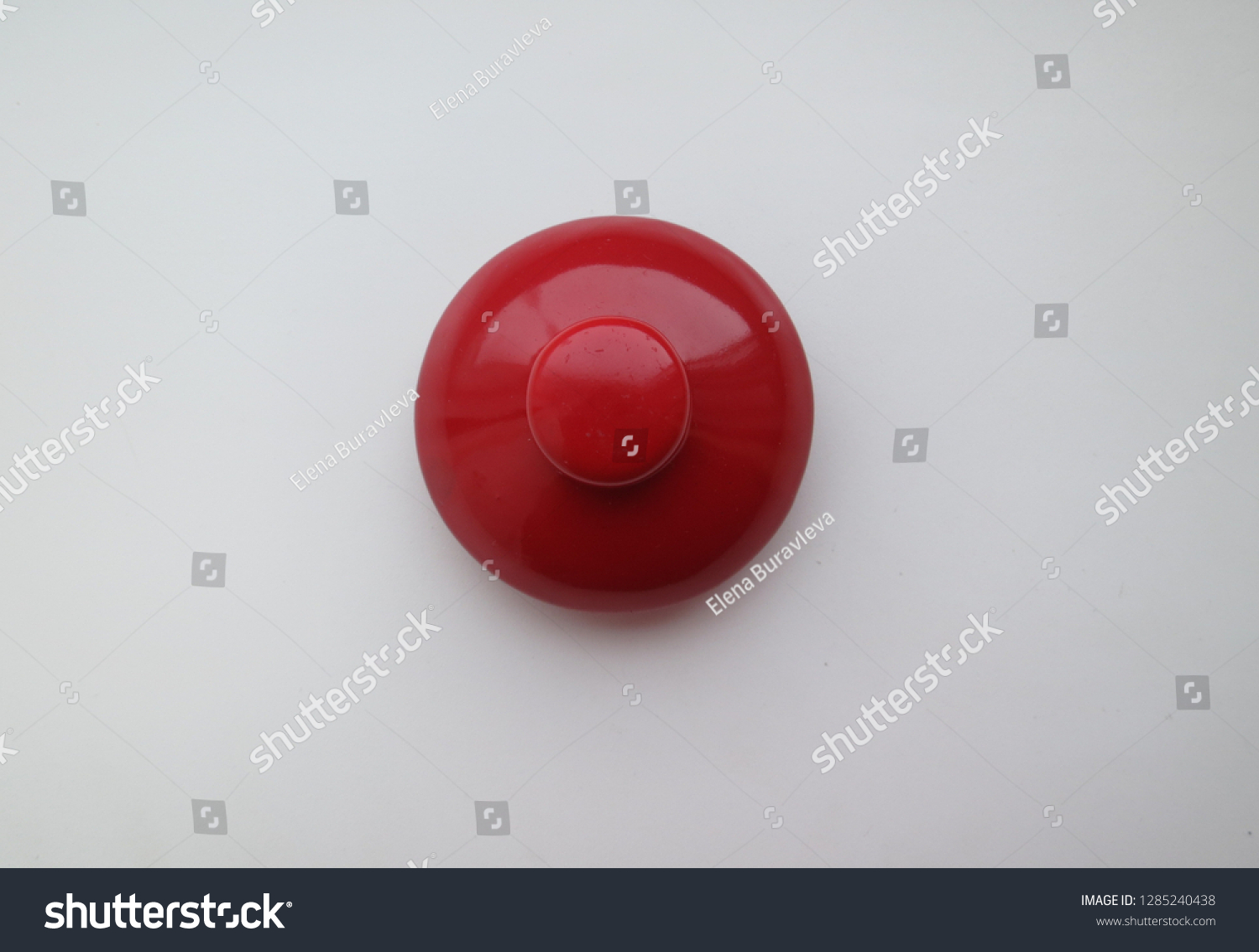 red round cap					 #1285240438