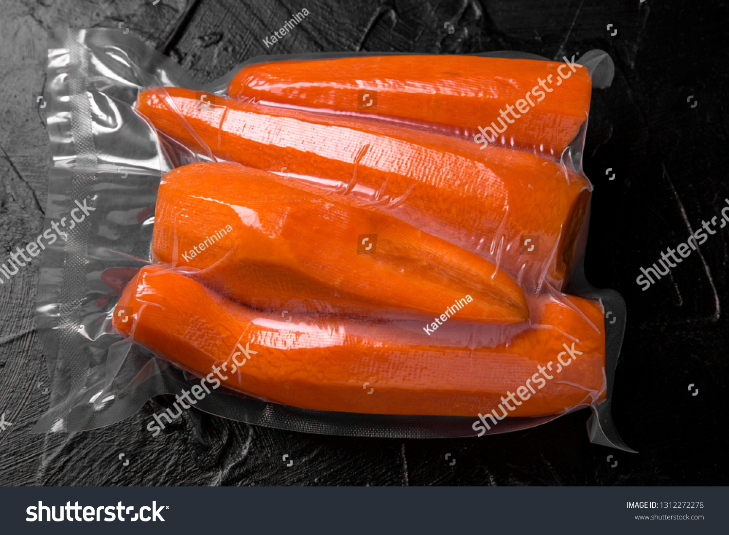 Prepack Vegetables Ingredients. Fresh raw sweet juicy carrots, peeled, ready to cooking package blowing (bagginess) in vacuum packaged. #1312272278