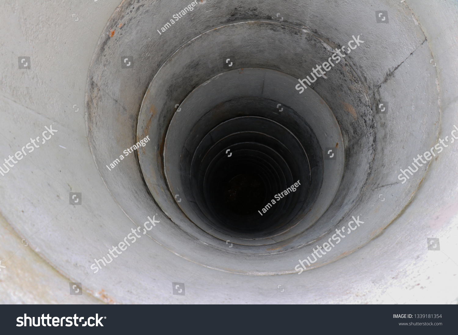 Groundwater well, Dig a well for water, Deep water well, Inside The Well #1339181354