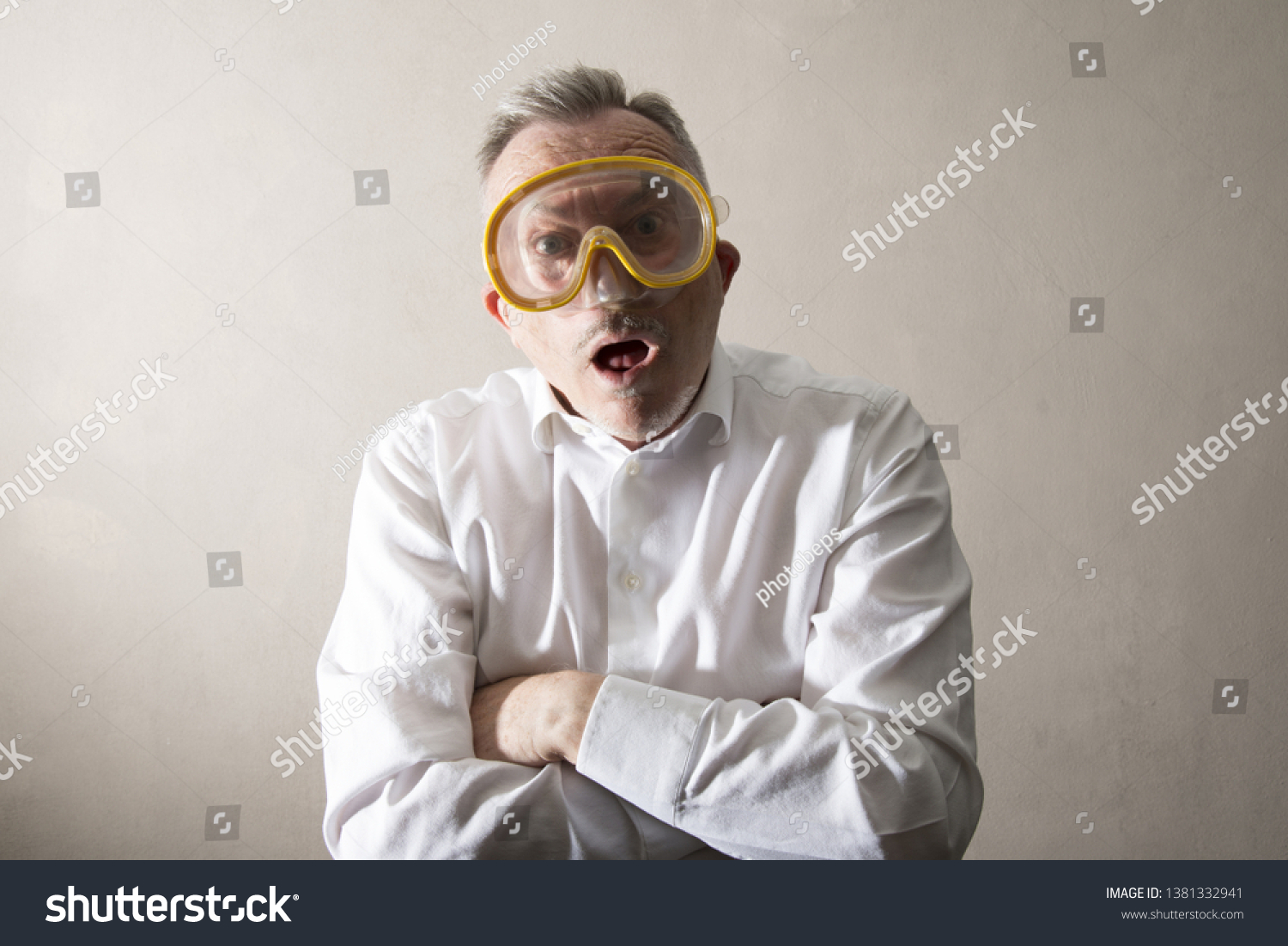 a man having a scuba mask #1381332941