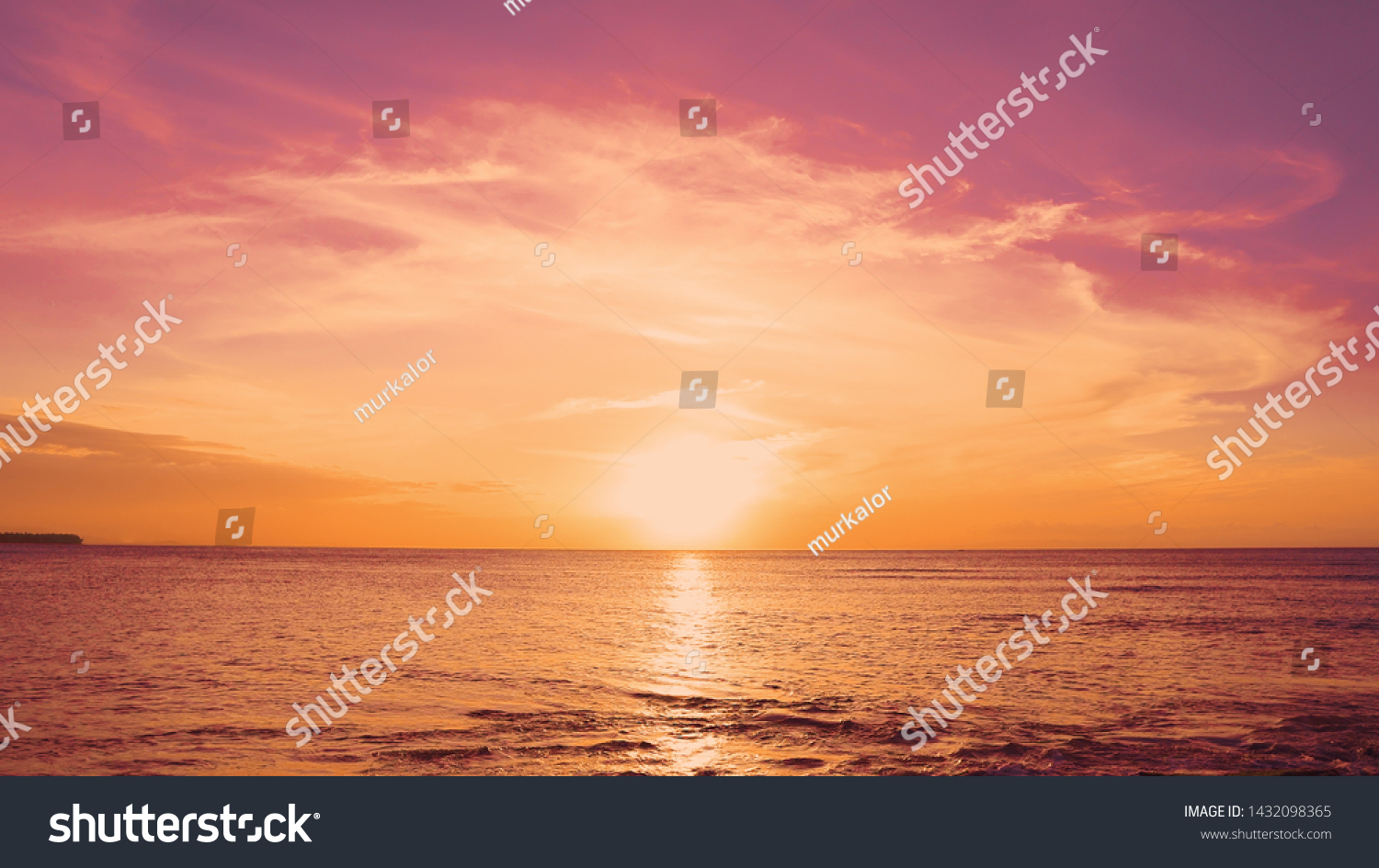 Red sundown sea. The coast of the Caribbean Sea, the yellow sun touches the horizon, beautiful orange clouds around the sun. Amazing view from the beach to the red sundown sea. Beautiful sea landscape #1432098365