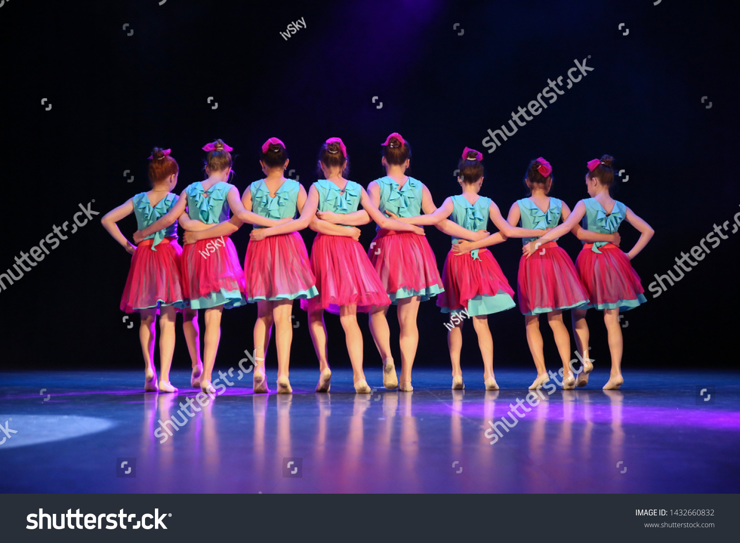 
Eight girls dancing on stage. #1432660832