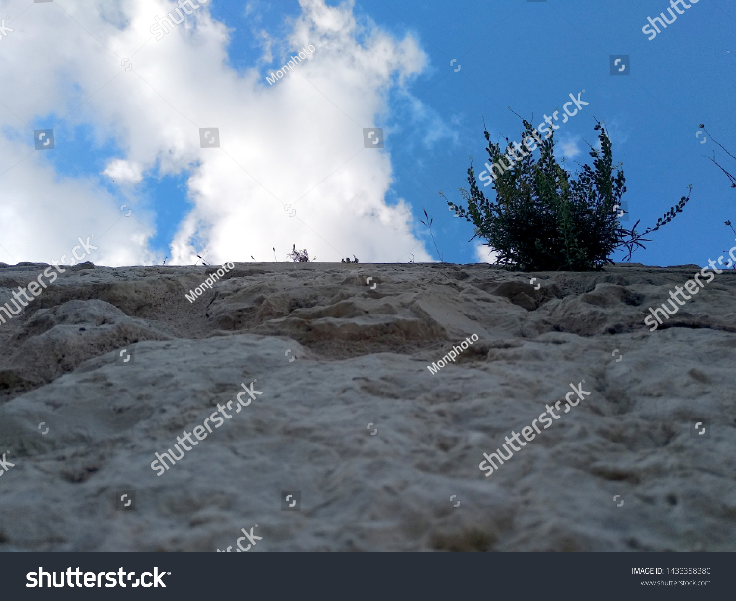 View from below of a wall. #1433358380