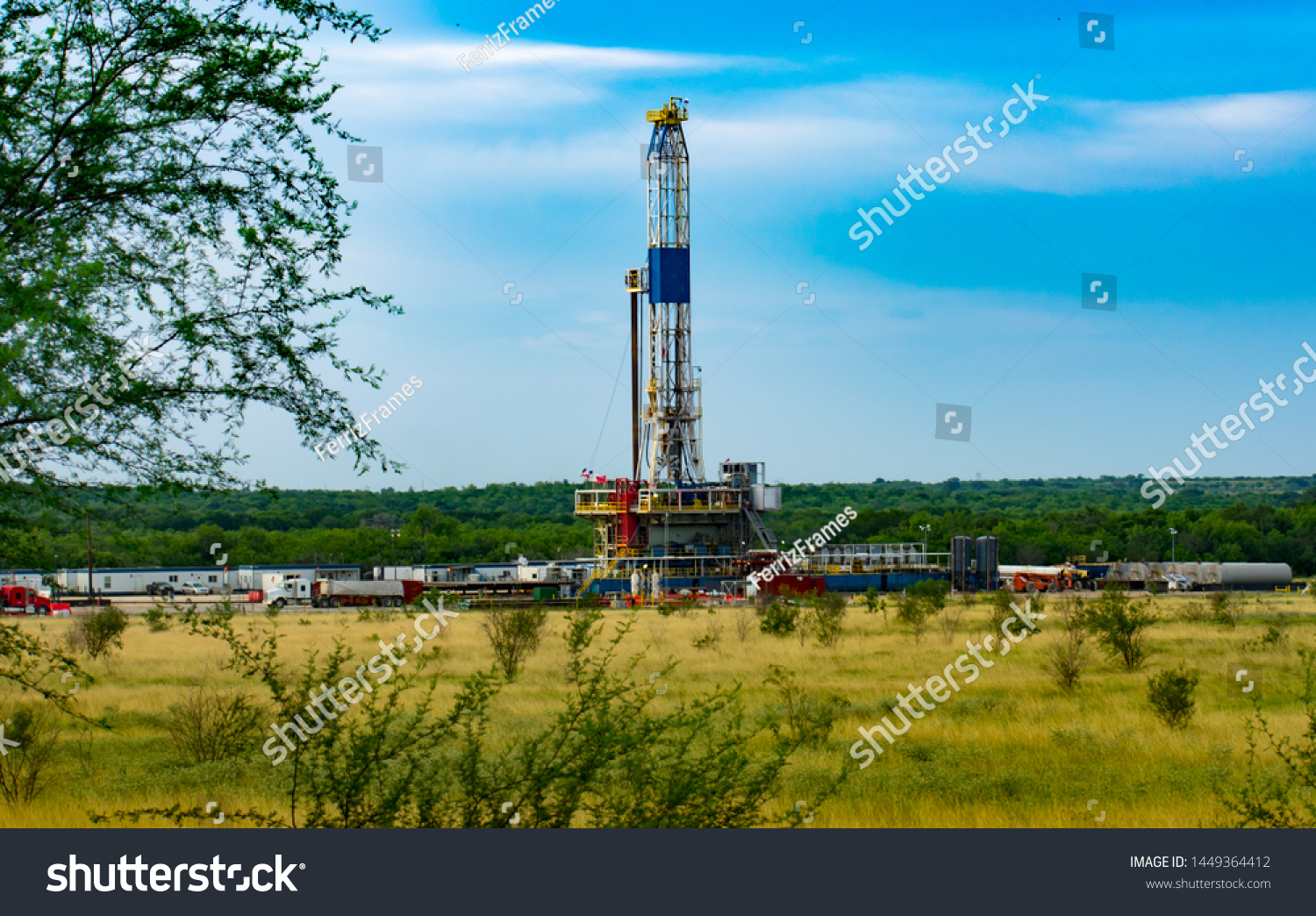 Fracking An American Shale Well #1449364412