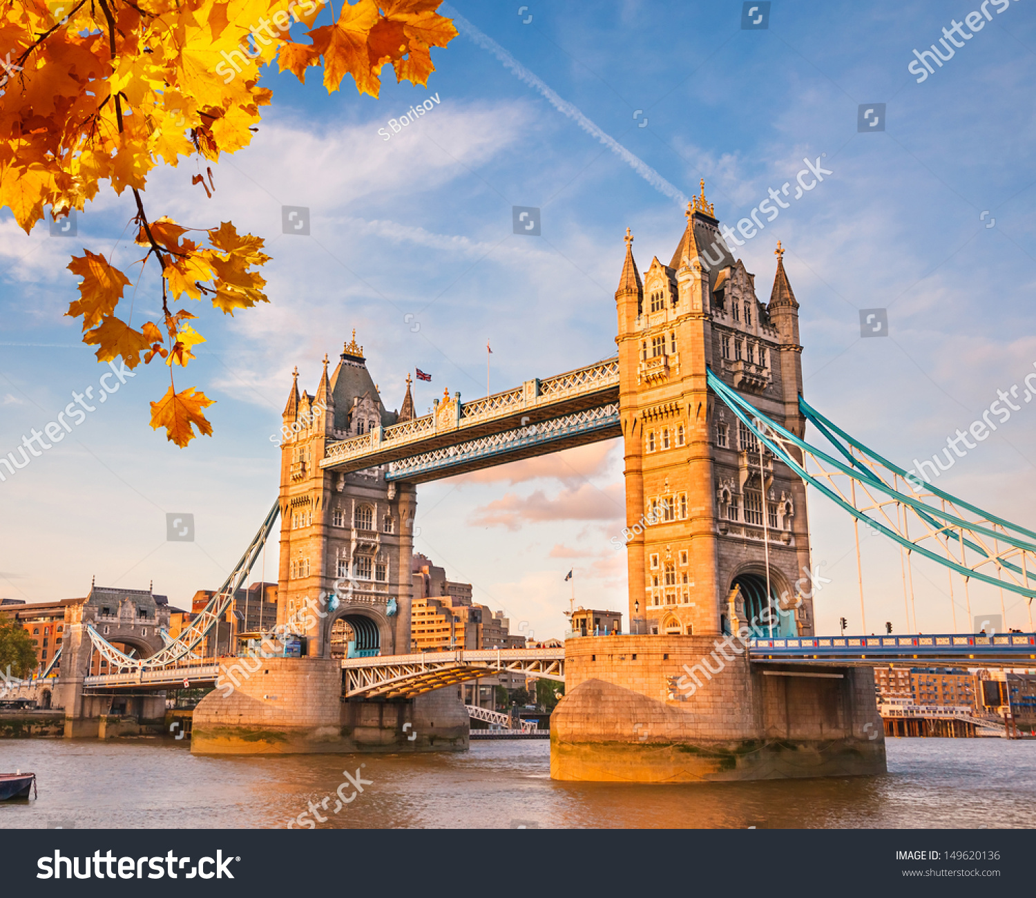 Tower bridge with autumn leaves, London #149620136