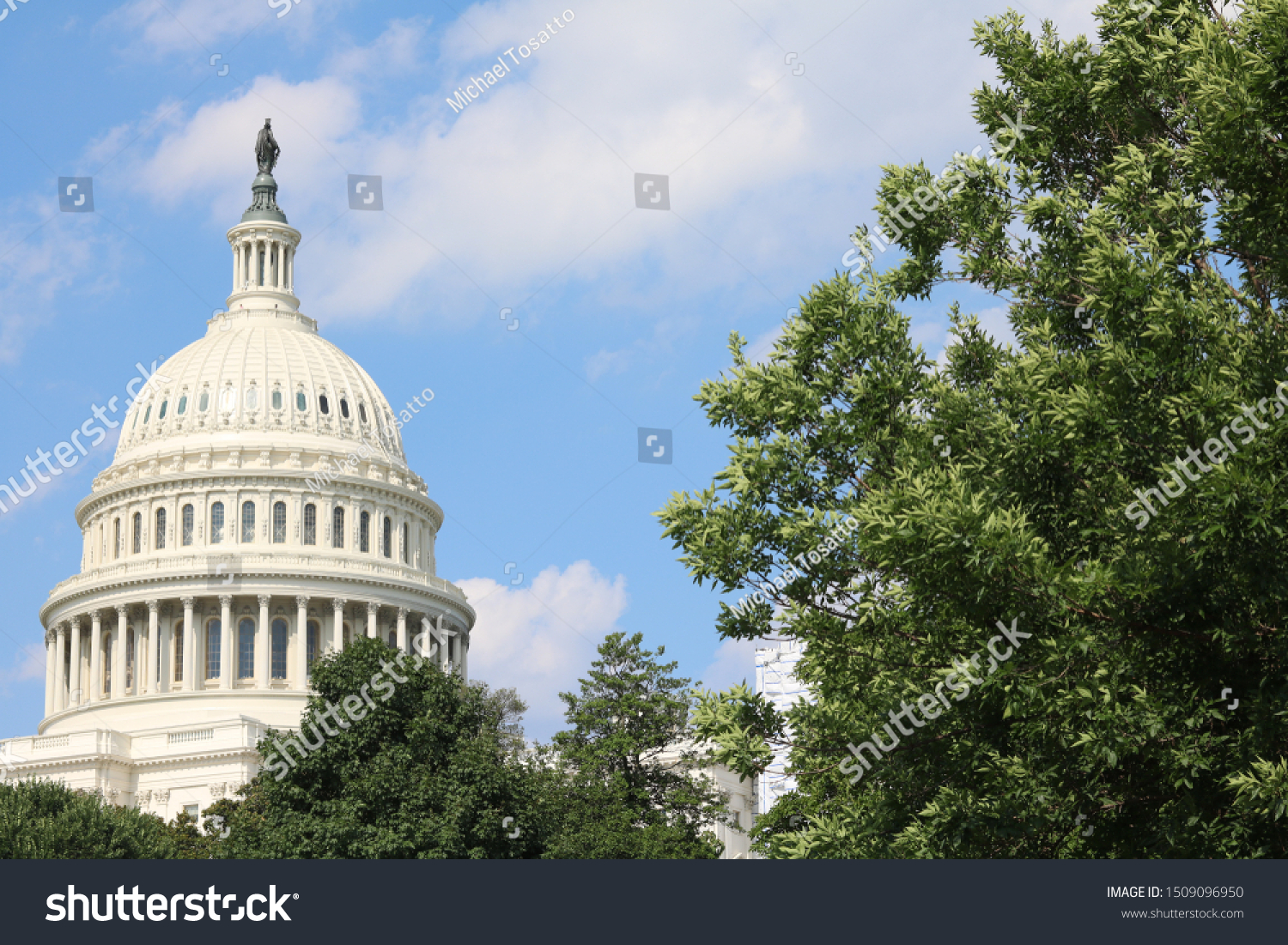 The Dome of the US Capital  #1509096950