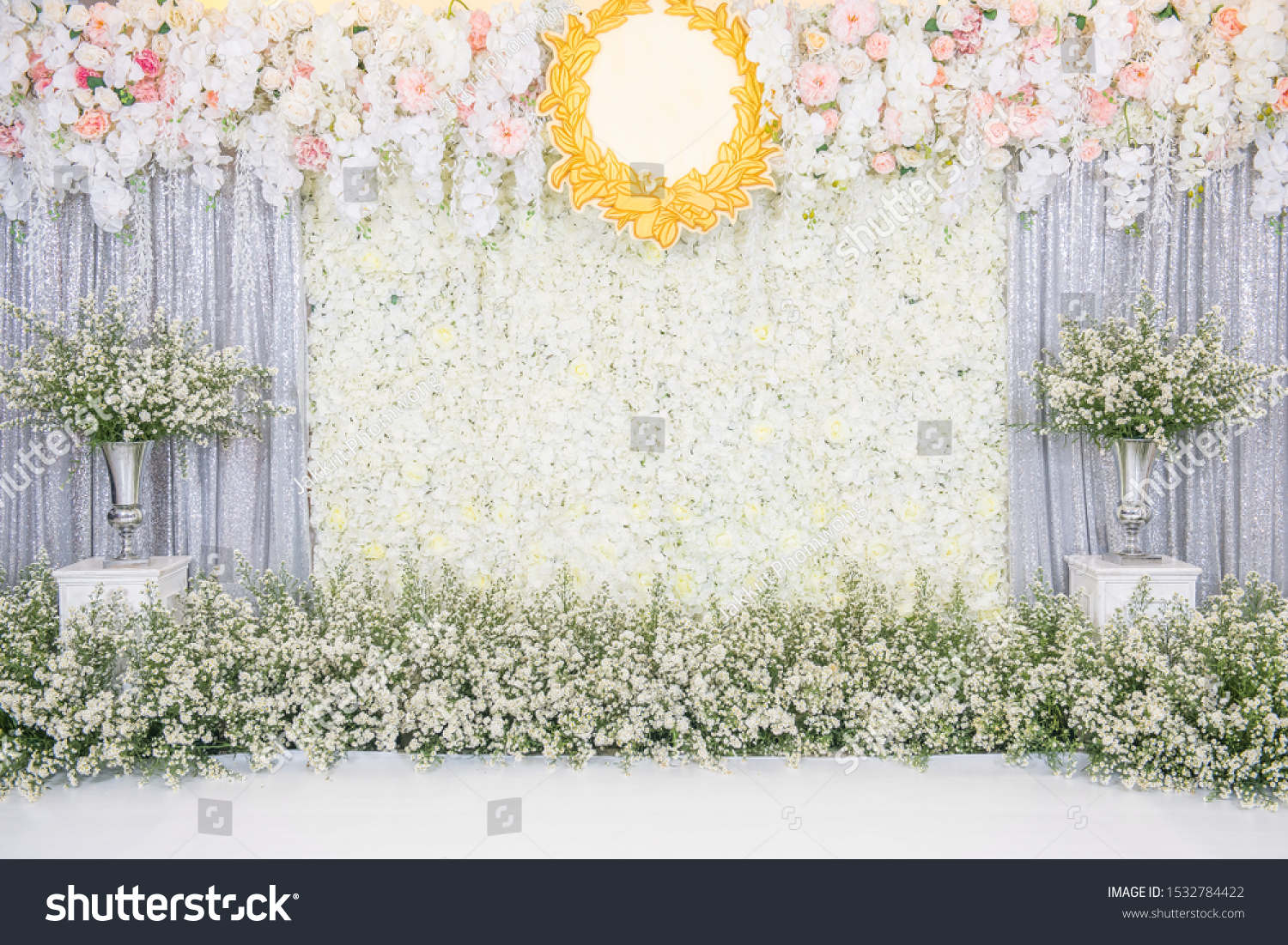 Beautiful wedding flower backdrop For taking pictures.Beautiful wedding flower backdrop For taking pictures. #1532784422
