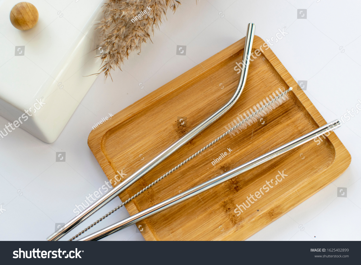 Reusable Metal Straws with Portable Case - Stainless Steel, Eco-Friendly Drinking Straw Set with  Cleaning Brushes. Stainless Steel Metal Straws, Reusable Comfortable Rounded tip Drinking Straws #1625402899