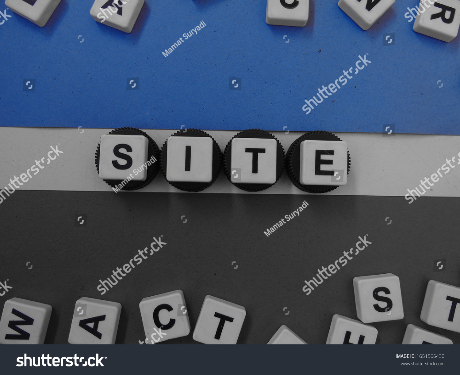 Site, word cube with background. #1651566430