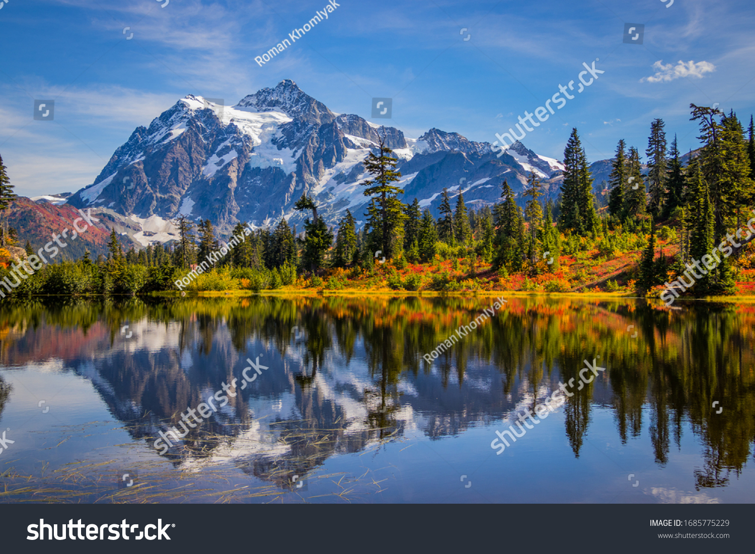 Mountain lake, Mt. Shuksan, Washington st, Northern cascades #1685775229