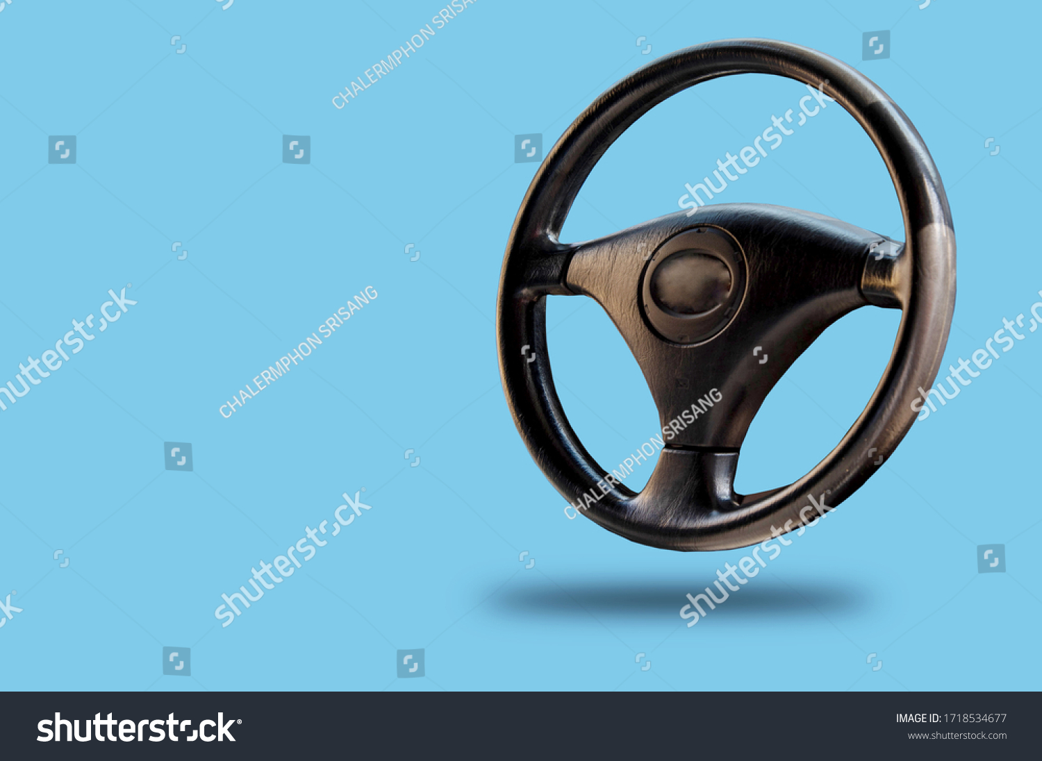 Car steering wheel, leather covered, button technology

 #1718534677