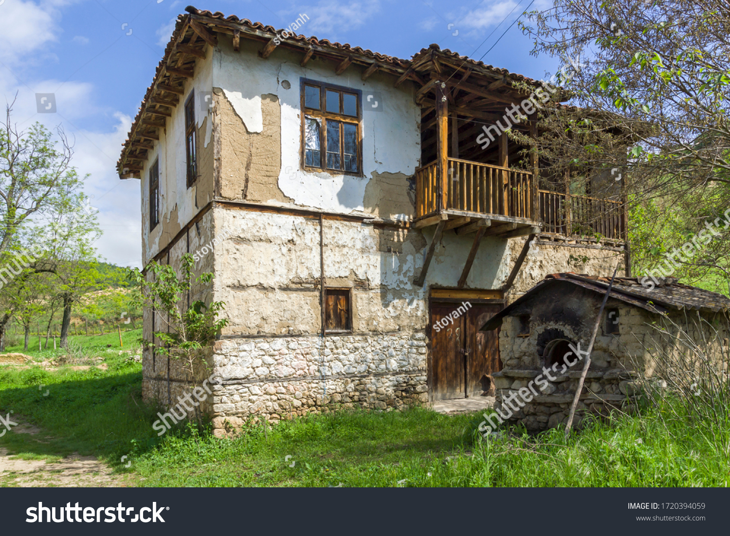 Old houses from the nineteenth century in village of Zlatolist, Blagoevgrad Region, Bulgaria #1720394059