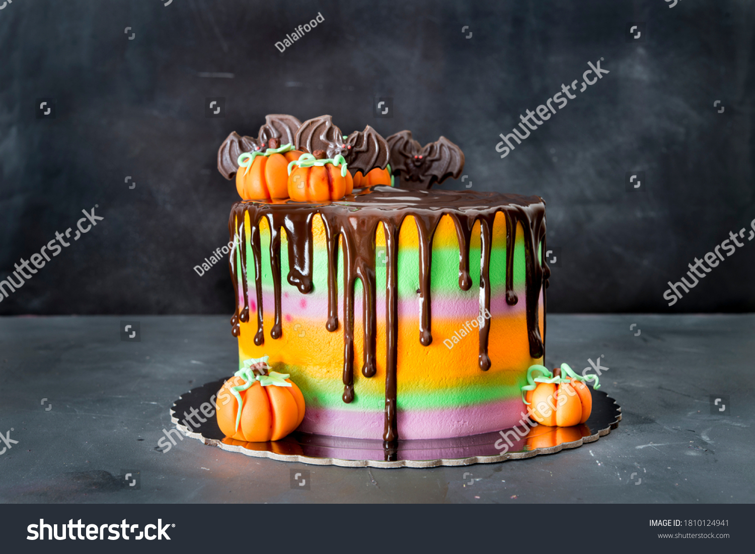 Halloween cake of chocolate and fondant #1810124941