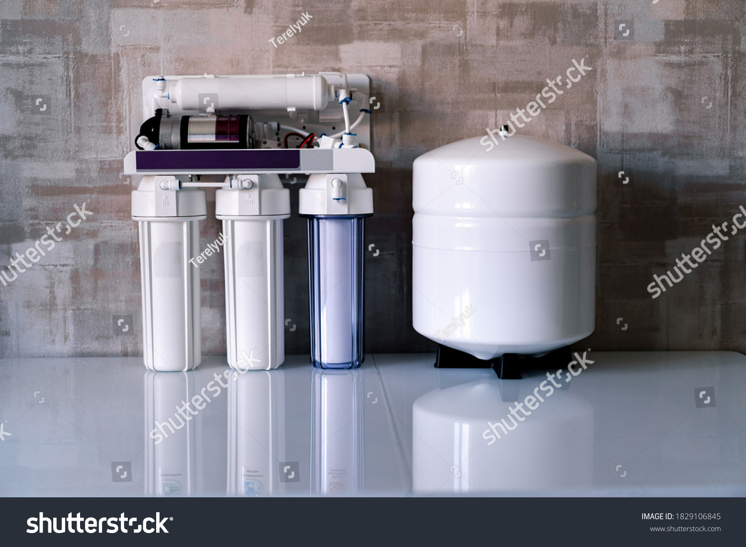 Reverse osmosis water purification system at home. Installed water purification filters. Clear water concept #1829106845