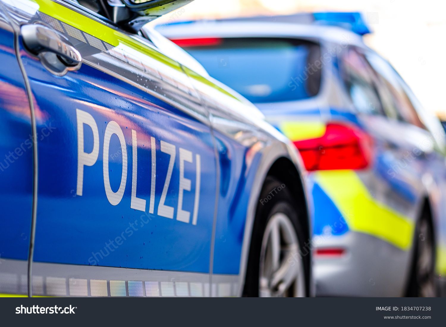 typical police vehicle in germany - translation: police #1834707238