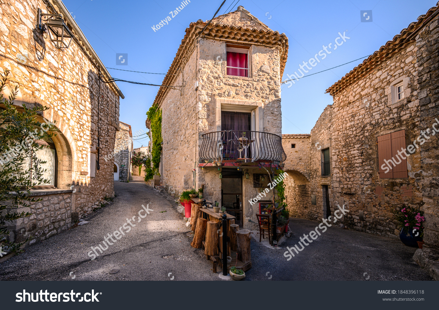 Narrow street in Dubrovnik old town #1848396118