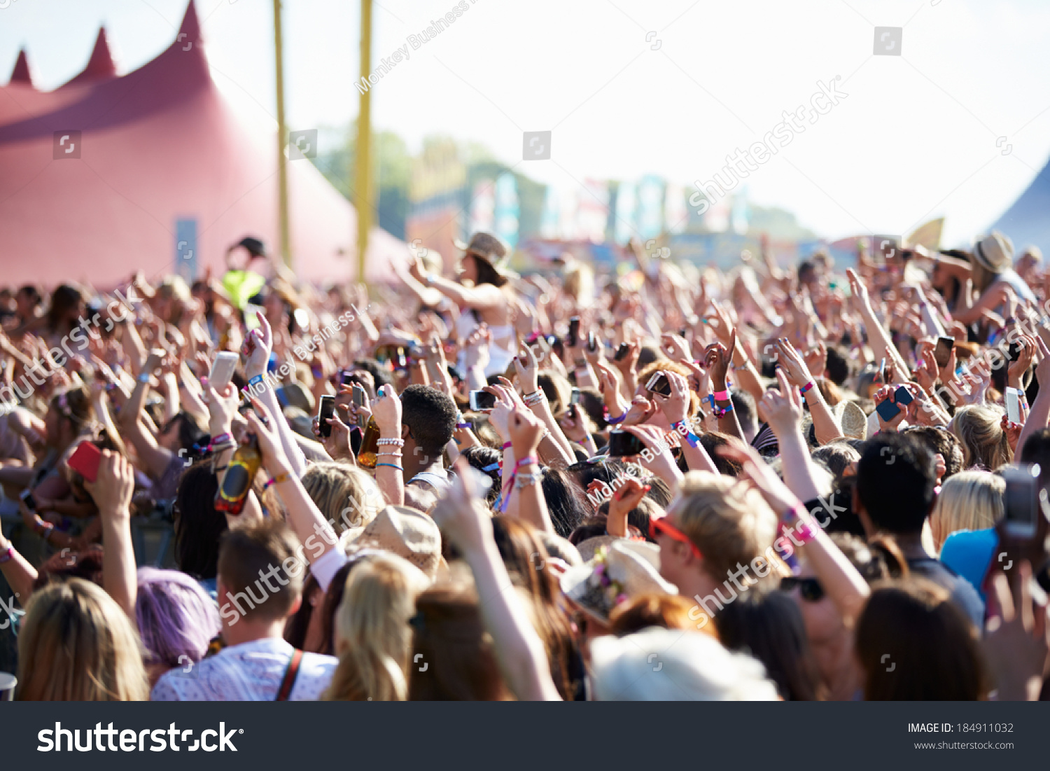 Crowds Enjoying Themselves At Outdoor Music Festival #184911032