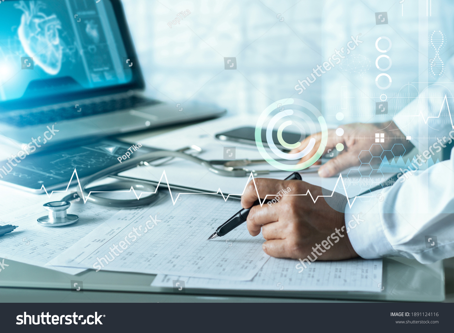 Senior cardiologist doctor analysis and diagnose checking heart disease testing result with virtual screen on laptop, Electronic medical record, Medical technology and science. #1891124116