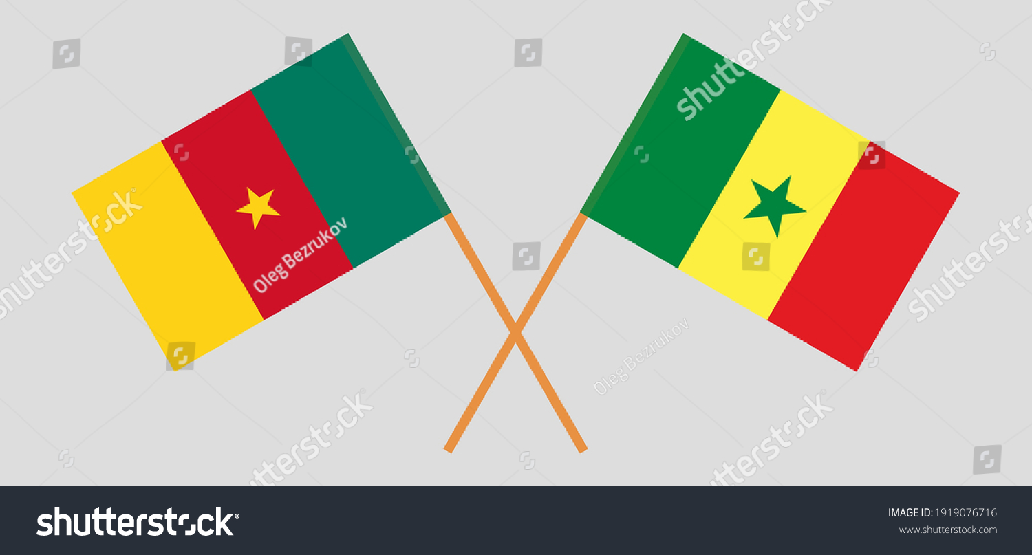 Crossed Flags Of Cameroon And Senegal Royalty Free Stock Vector