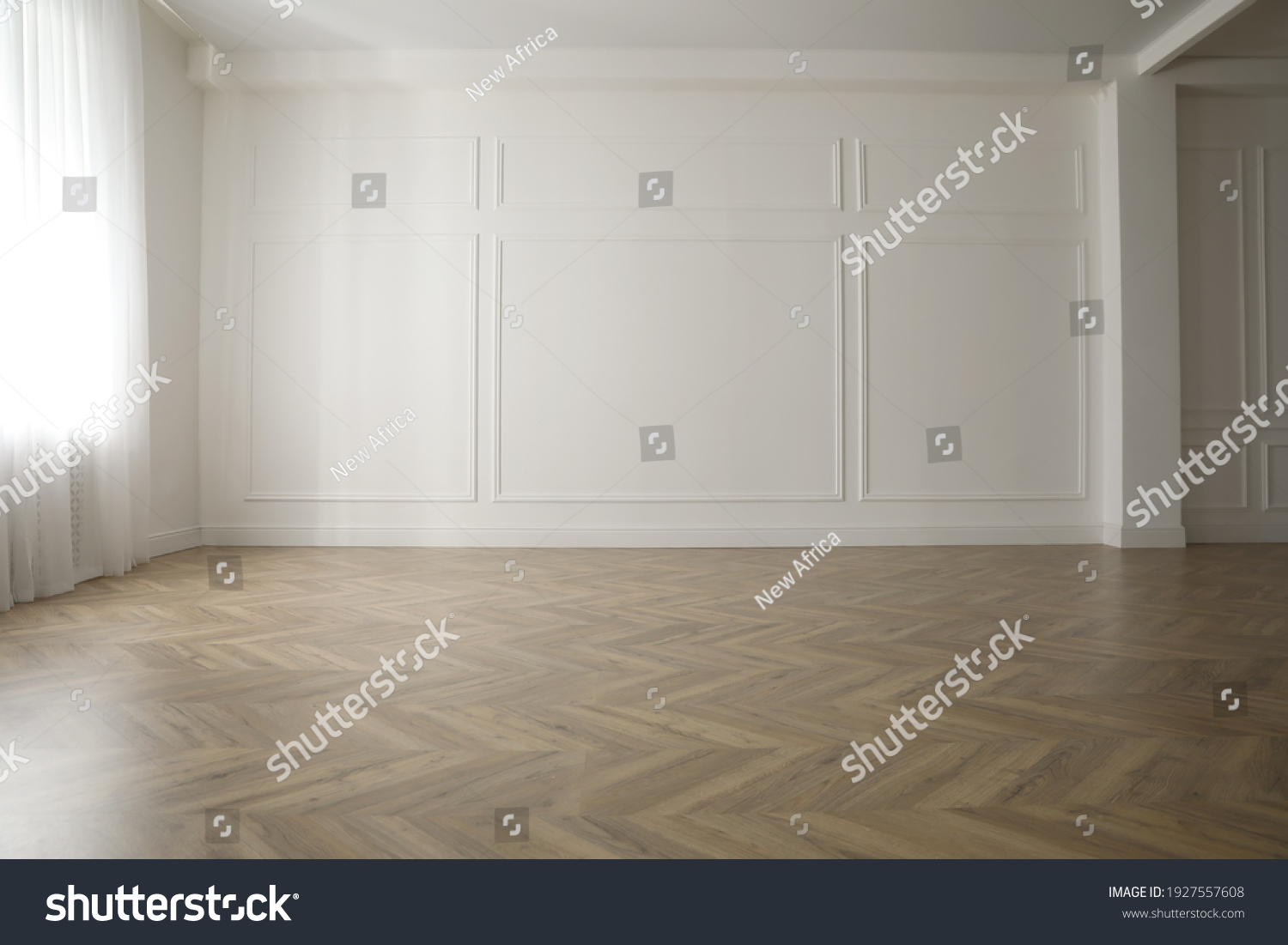 Parquet floor in light spacious empty room #1927557608