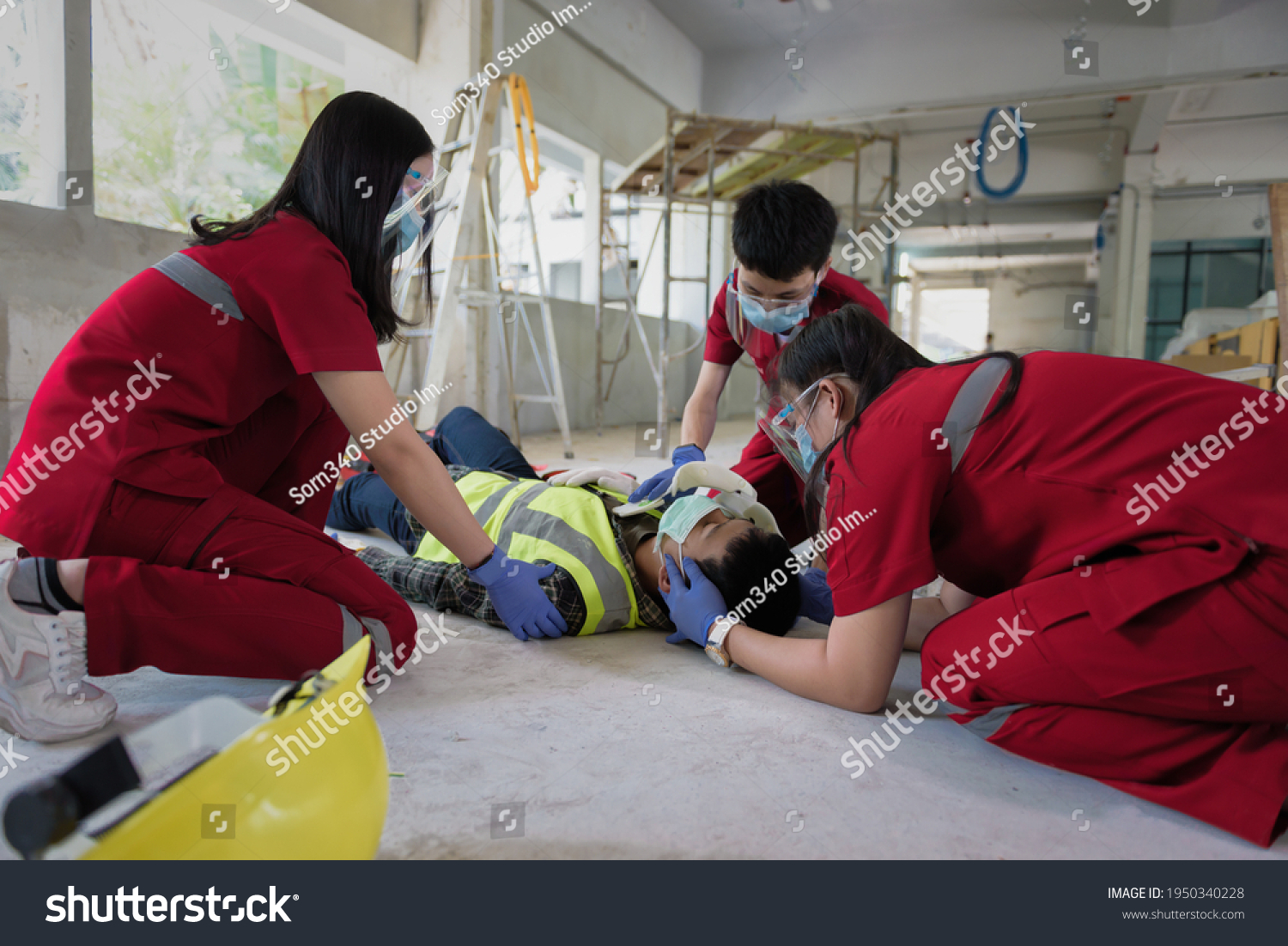 First aid for head injuries and Considered for all trauma incidents of worker in work, Loss of feeling or loss of normal movement and Loss of function in limbs, First aid training to transfer patient. #1950340228