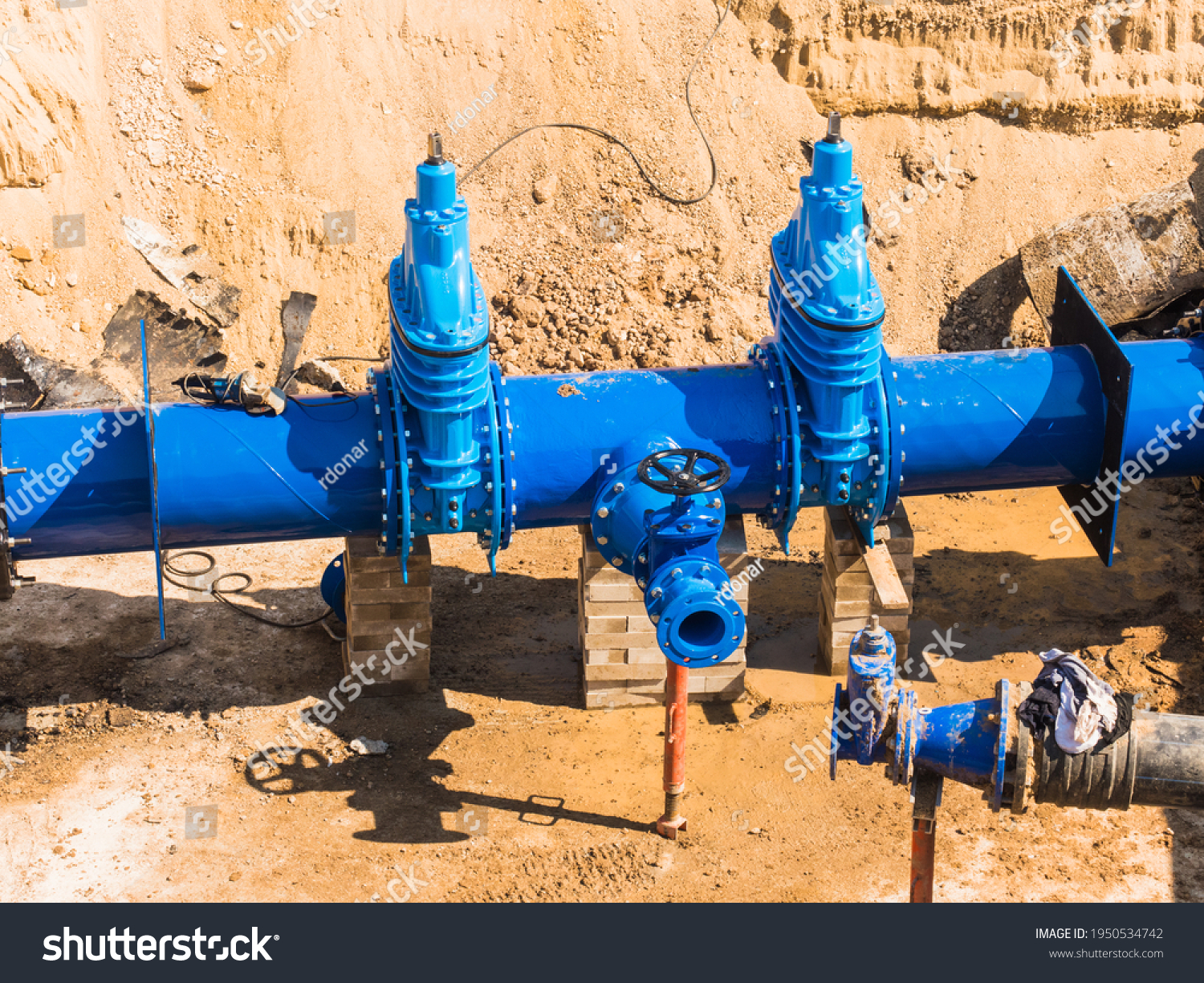 Replacement of water pipes networks.  Waterworks main pipeline for the supply of drinking water to the desert city. #1950534742