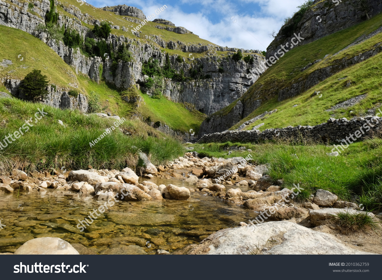 Limestone scenery and Gordale Beck, Yorkshire Dales, UK #2010362759