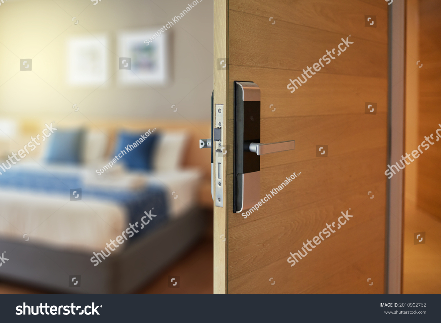 Digital door lock for house, hotel or apartment door. Electronic door handle for smart life style. Digital Door handle or Electronics knob  for access to room security system. #2010902762