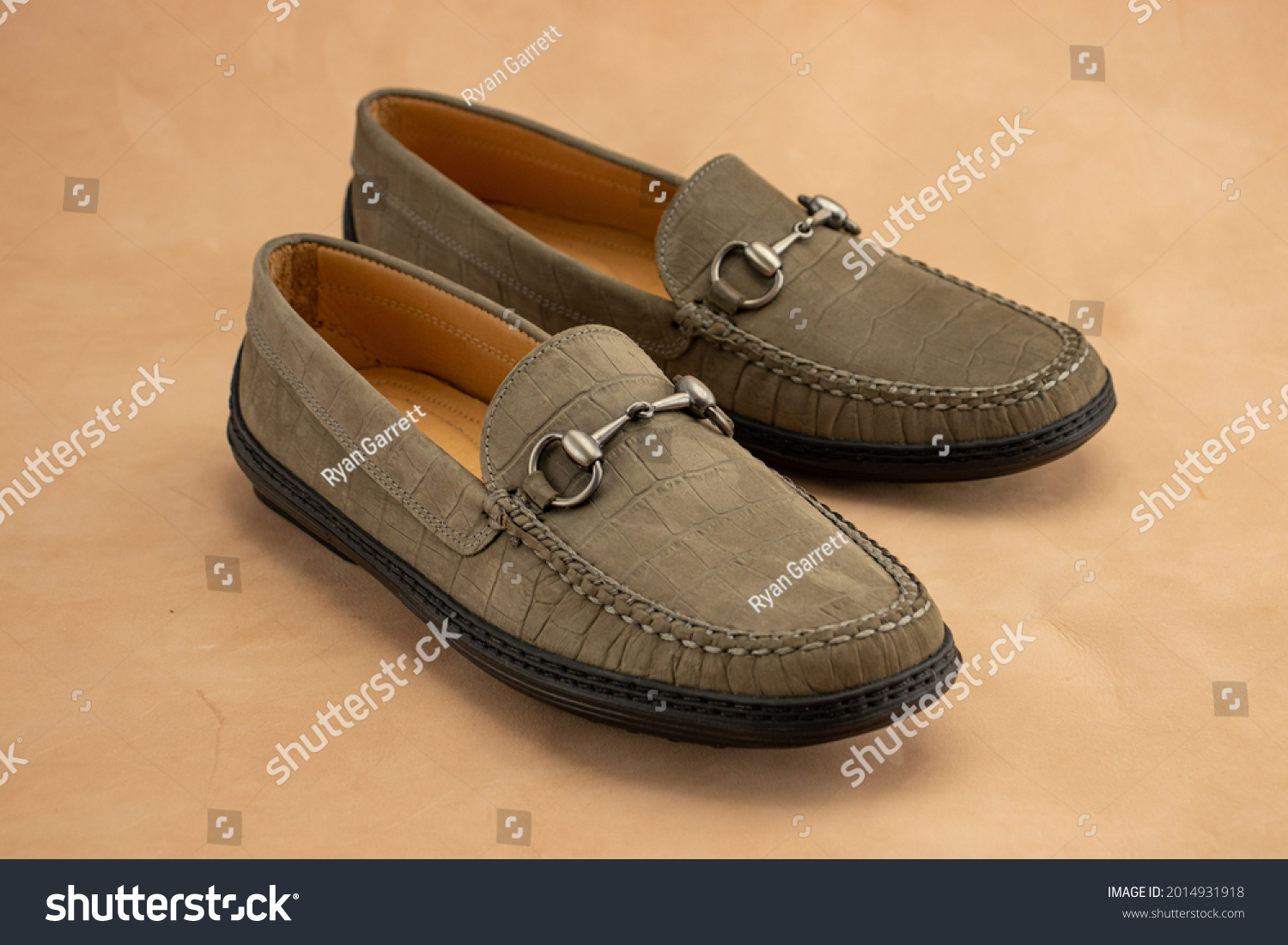 Gray bit loafers made from alligator texture leather for preppy formal mens shoes. #2014931918
