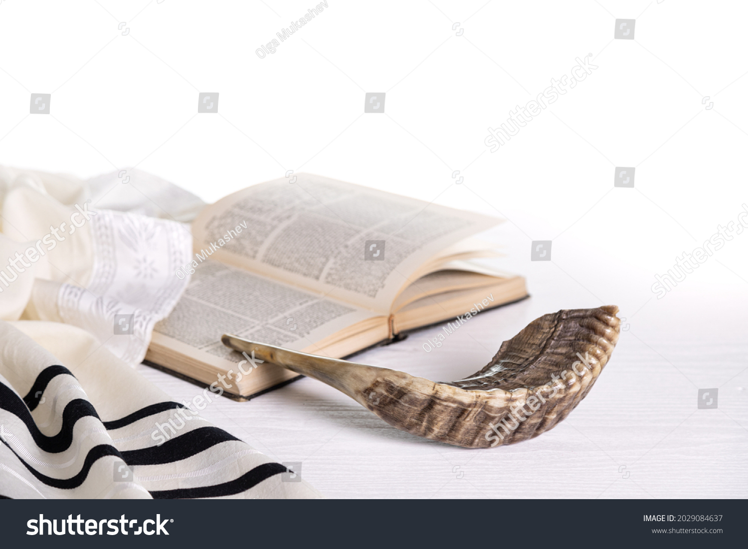 Rosh Hashanah. Yom Kippur. Tallit, shofar, torah on a white background. Isolated #2029084637