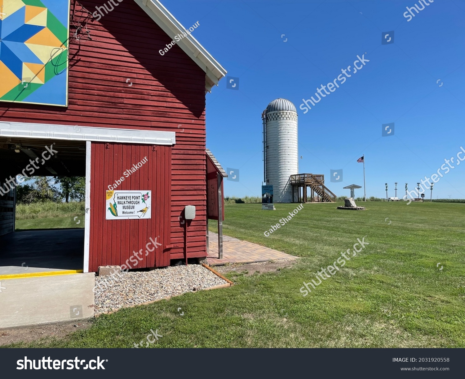 Hawkeye Point in Iowa, with bark, silo and informational displays to mark the state’s highest point #2031920558